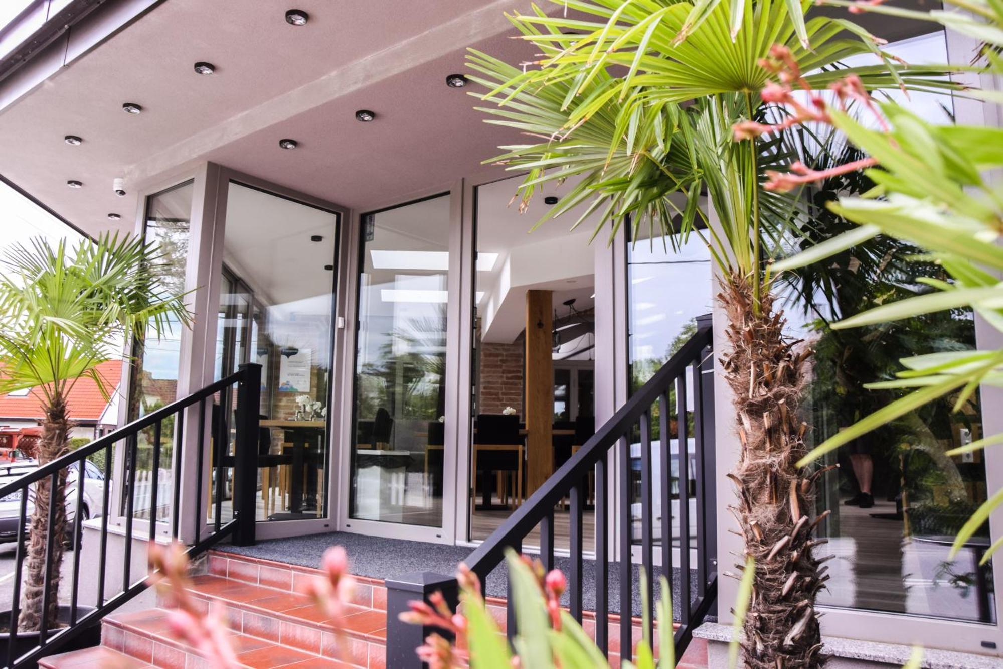 Csikar Csarda Es Panzio Hotel Kőszeg Екстериор снимка